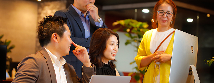 医療広告専門の当社専任スタッフによる企画ディレクション